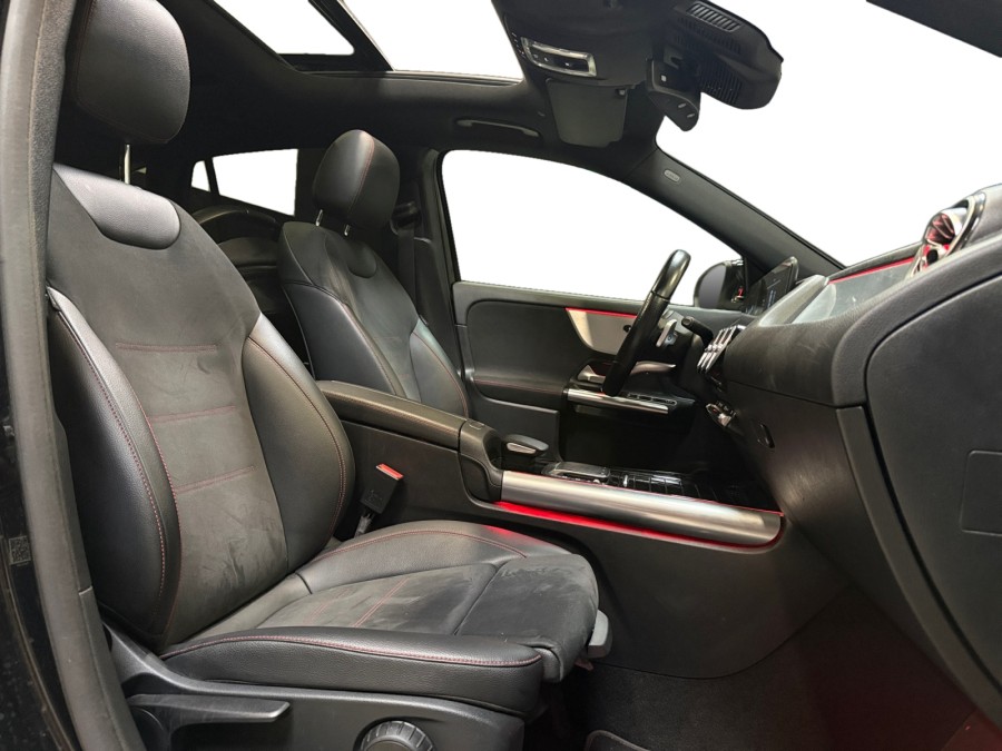 MERCEDES d'occasion CLASSE GLA 220 D 4MATIC AMG LINE AUTO de 2021