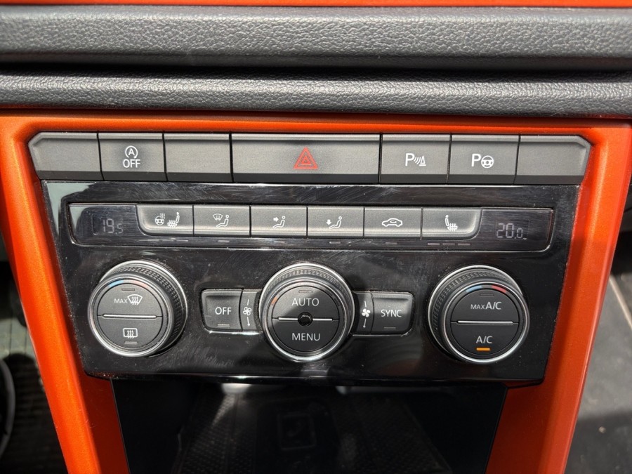 VOLKSWAGEN d'occasion T-ROC 2.0 TSI 4motion de 2018 Salon de Provence