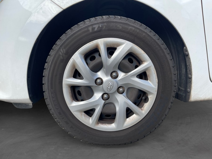 HYUNDAI d'occasion I10 1.0 66 INITIA de 2018 Lyon Nord (69)﻿