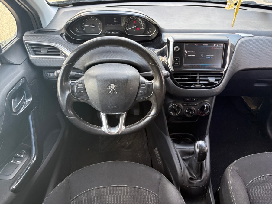 PEUGEOT d'occasion 208 1.6 BLUE HDI 75 PACK CLIM NAV de 2017 Lyon St