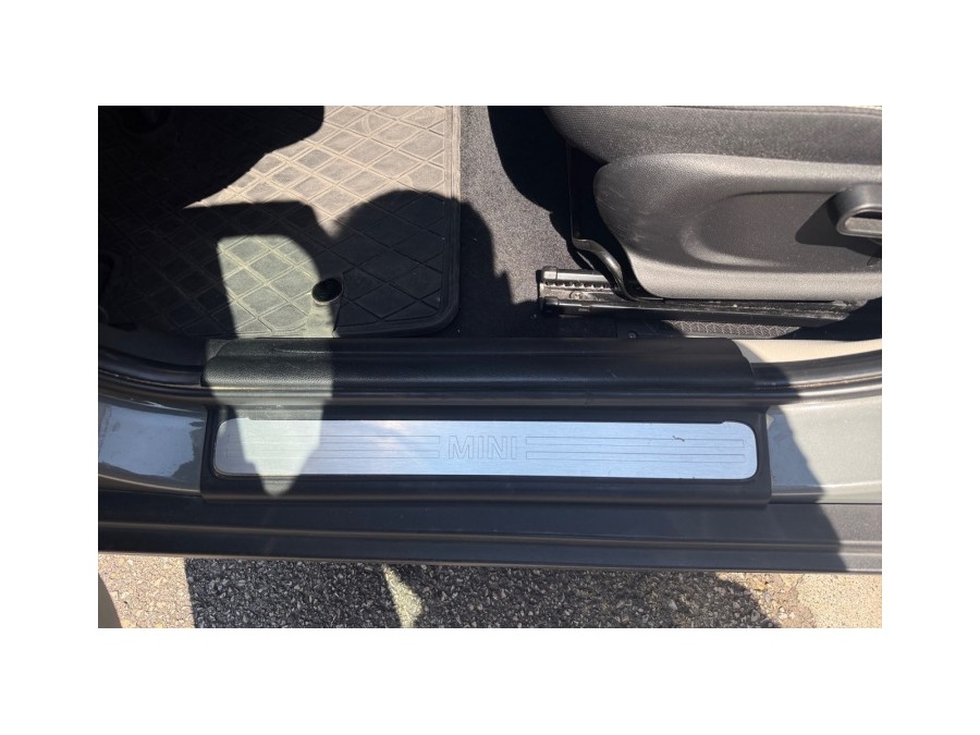 MINI d'occasion MINI COOPER 136 BUSINESS BA de 2015 Nice (06)﻿