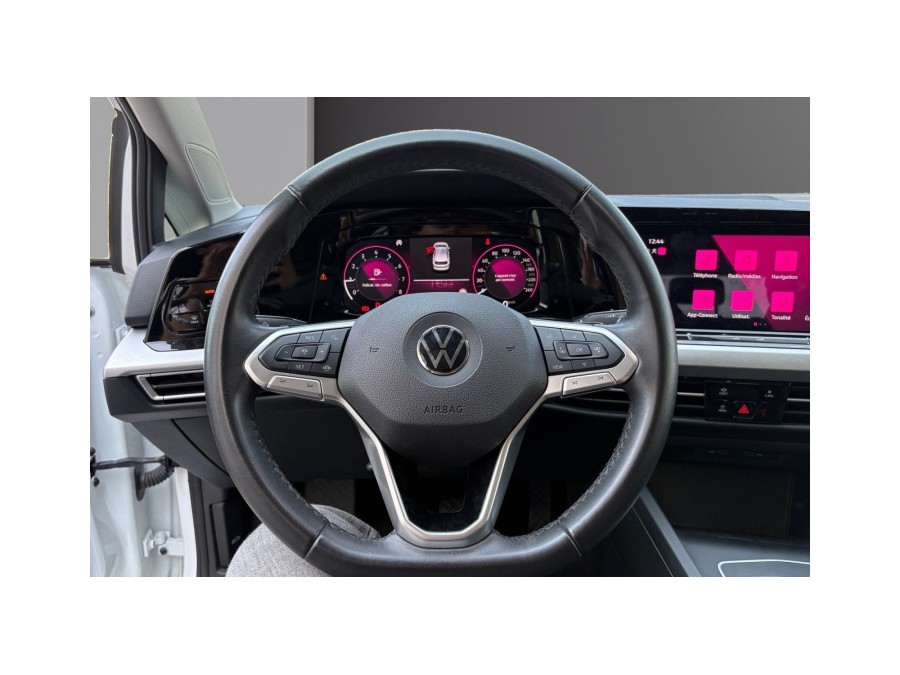 VOLKSWAGEN d'occasion GOLF VIII 1 ETSI 110 LIFE 1ST DSG AUTO de 2021
