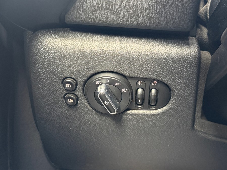MINI d'occasion MINI 5 PORTES 1.5 COOPER 136 de 2018 Nîmes (30)﻿