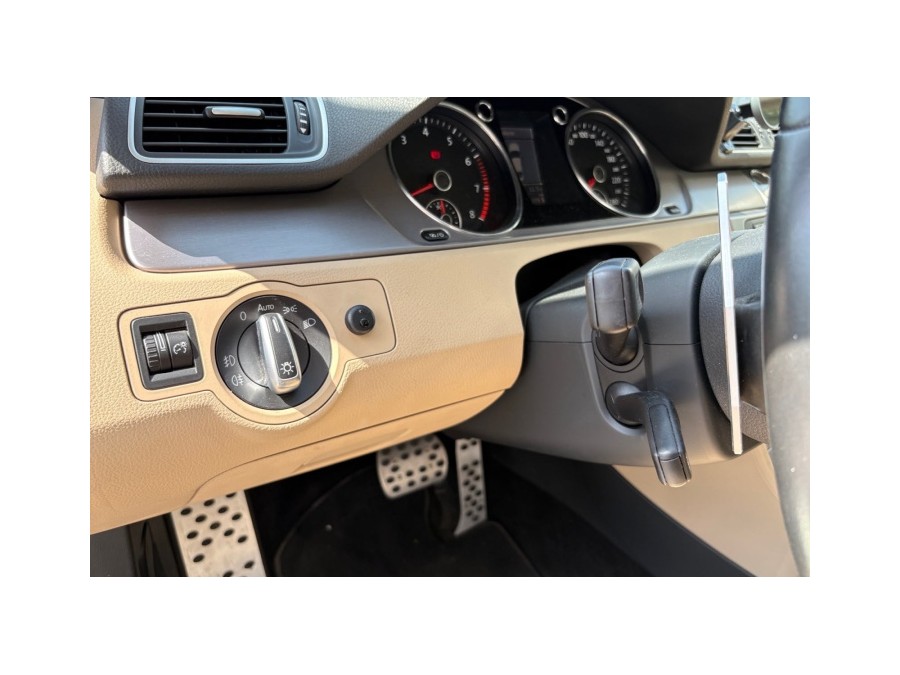 VOLKSWAGEN d'occasion CC 3.6 V6 FSI 300 CARAT EDITION 4MOTION DSG
