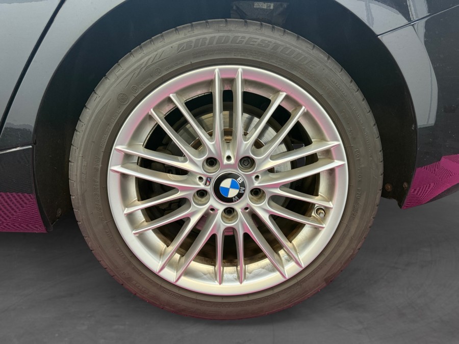 BMW d'occasion SERIE 1 120 d xDrive de 2017 Andrezieux (42)﻿