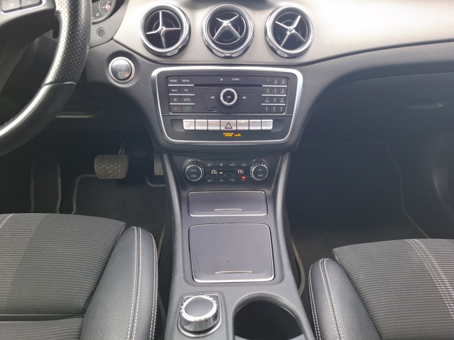 MERCEDES d'occasion GLA MERCEDES GLA 200 d 136ch Fascination 7G-DCT