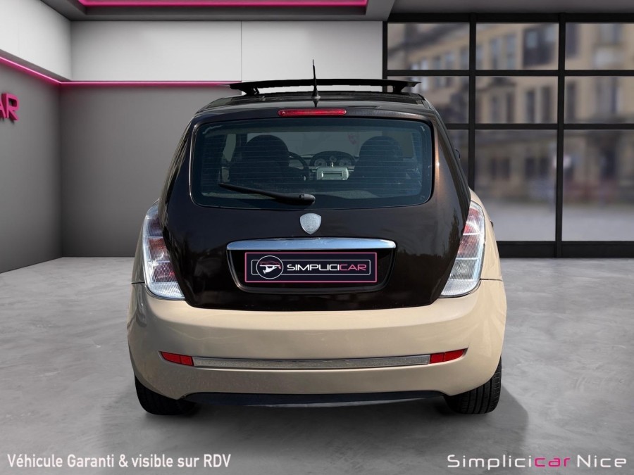 LANCIA d'occasion YPSILON 1.4 8V PLATINO de 2007 Nice (06)﻿