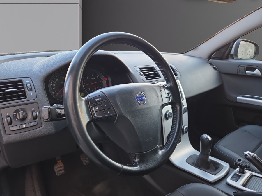 VOLVO d'occasion S40 1.6 D DRIVE 110 FEELING de 2010 Nice (06)﻿