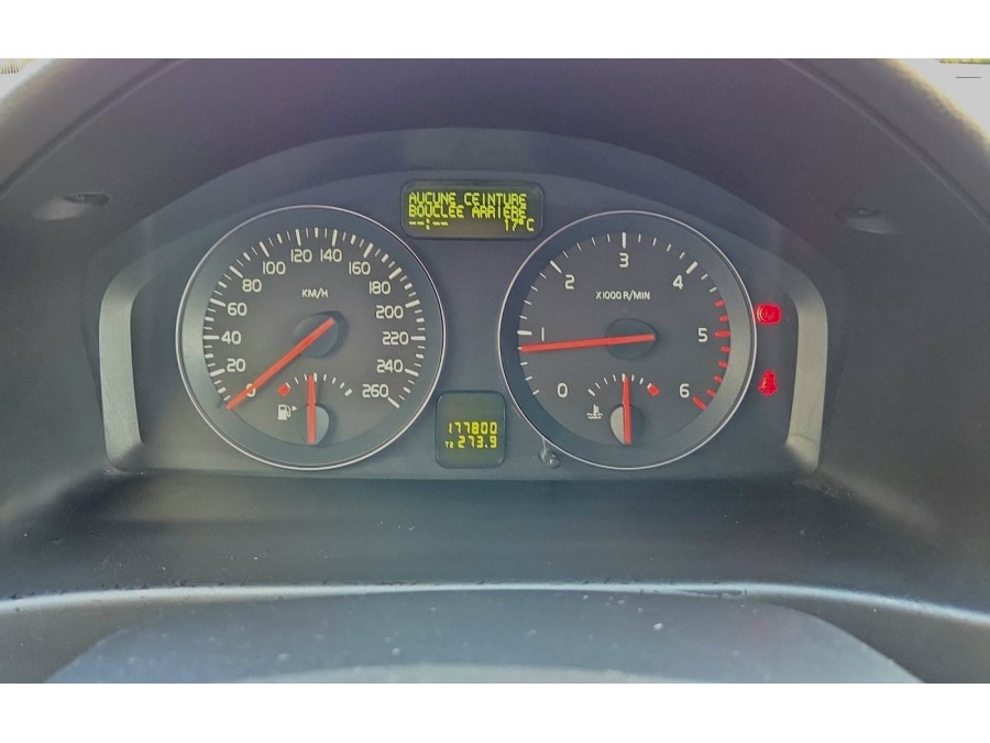 VOLVO d'occasion S40 1.6 D DRIVE 110 FEELING de 2010 Nice (06)﻿