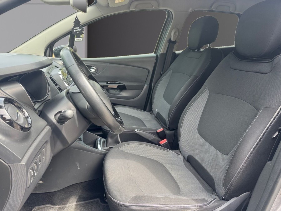 RENAULT d'occasion CAPTUR 0.9 TCE 90 ENERGY LIFE de 2015 Nord Isère