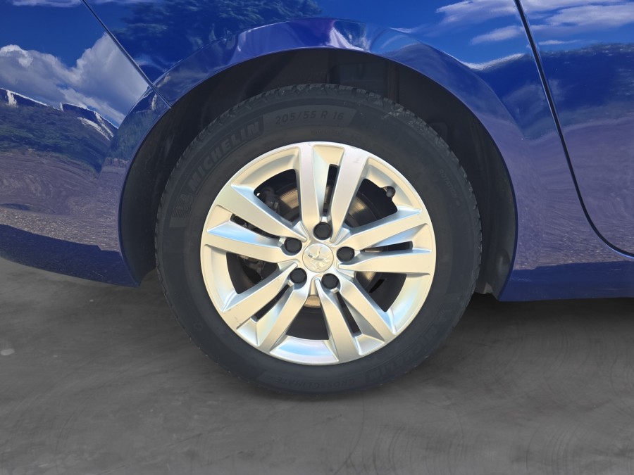 PEUGEOT d'occasion 308 SW 1.2 PURE TECH 110  ACCESS de 2019 Vichy