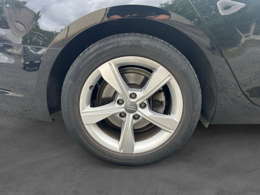 AUDI d'occasion A4 AVANT 40 TDI 190 S TRONIC AUTO de 2019 Tours (37)﻿