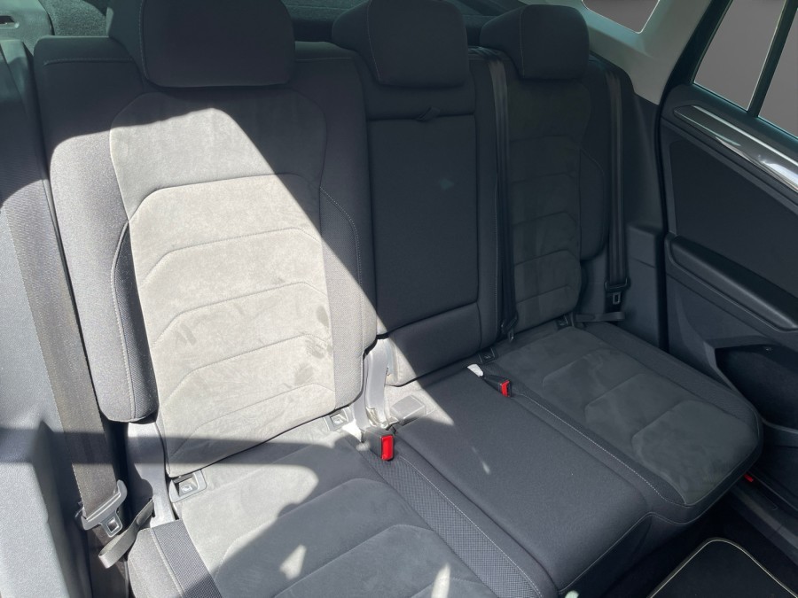 VOLKSWAGEN d'occasion TIGUAN 2.0 TDI 150 DSG PH2 de 2019 Lyon Nord