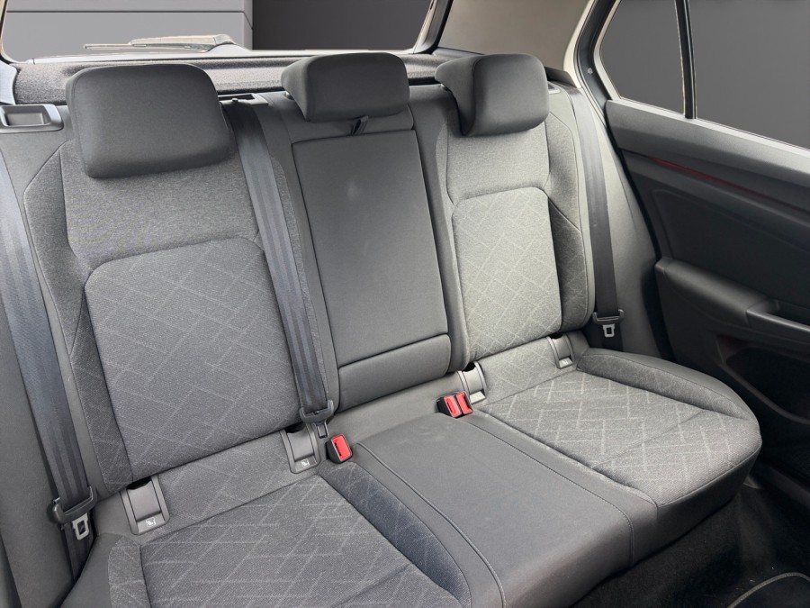 VOLKSWAGEN d'occasion GOLF VIII 1 ETSI 110 business LIFE DSG AUTO de