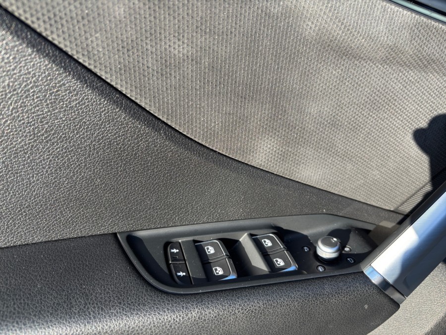 AUDI d'occasion Q2 35 TDI 150 S LINE S TRONIC de 2022 Besançon (25)﻿