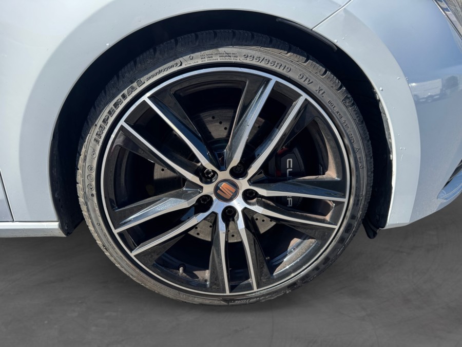 SEAT d'occasion LEON ST 2.0 TSI 300 CUPRA R DSG de 2019 Genevois (74)﻿