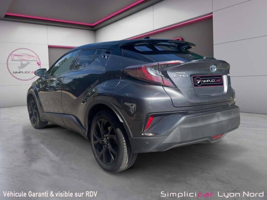 TOYOTA d'occasion CHR 1.8 HYBRIDE 122H GRAPHIC de 2019 Nord Isère