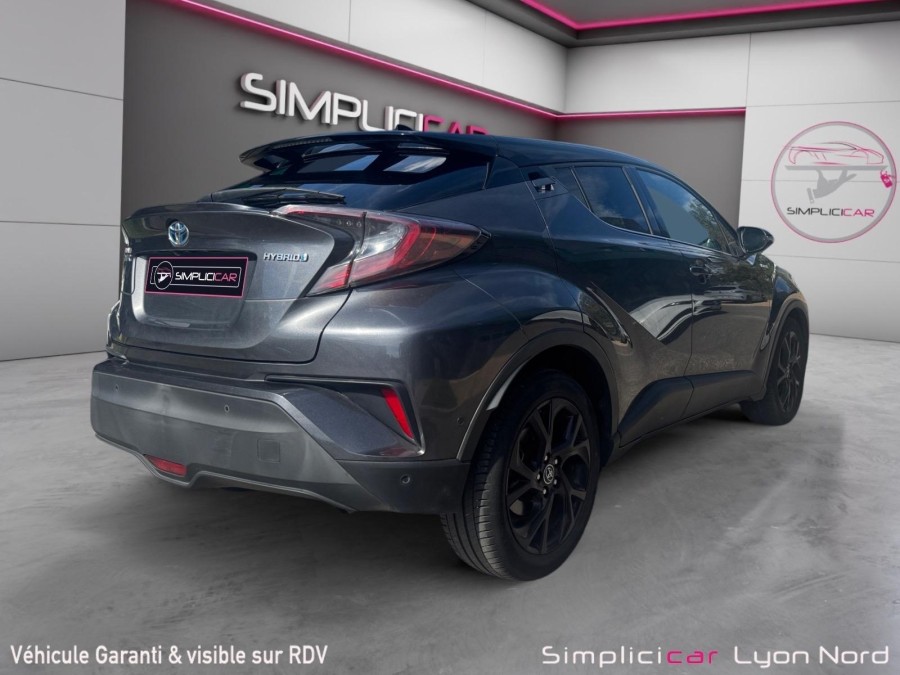 TOYOTA d'occasion CHR 1.8 HYBRIDE 122H GRAPHIC de 2019 Nord Isère