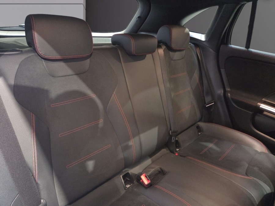 MERCEDES d'occasion GLA MERCEDES GLA 200 D 8G-DCT AMG LINE AUTO de