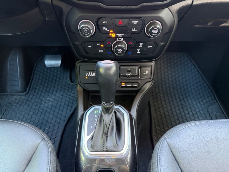 JEEP d'occasion RENEGADE 1.3 240 4XE EAWD PHEV de 2020 Nîmes (30)﻿