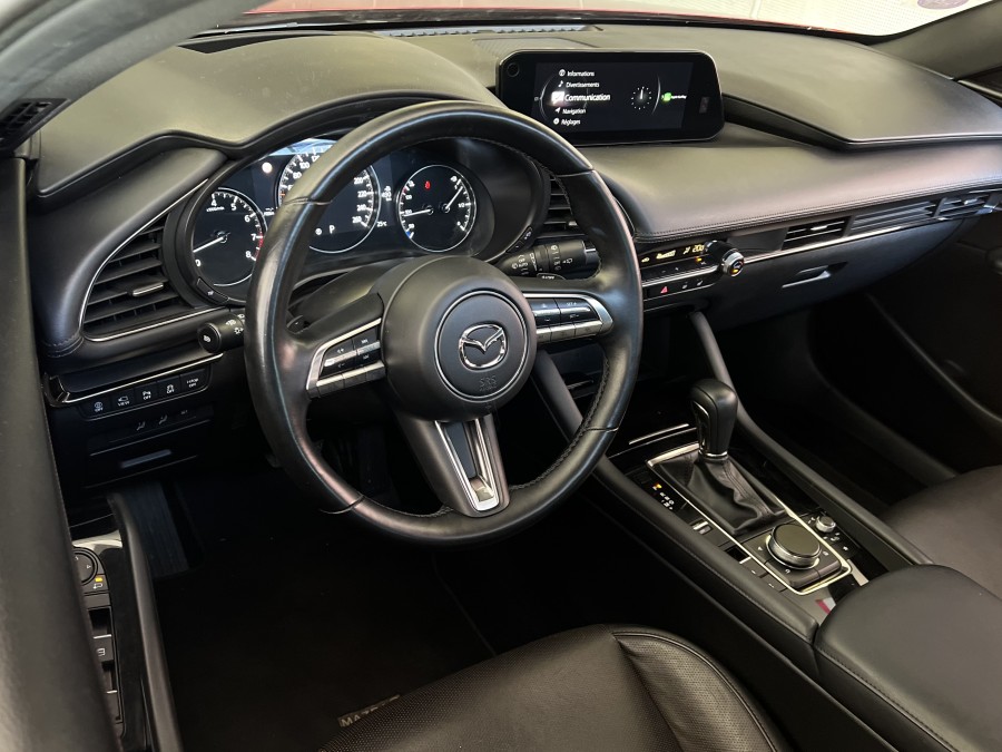 MAZDA d'occasion 3 BERLINE BICORPS TROIS OU CINQ PORTES MAZDA 3