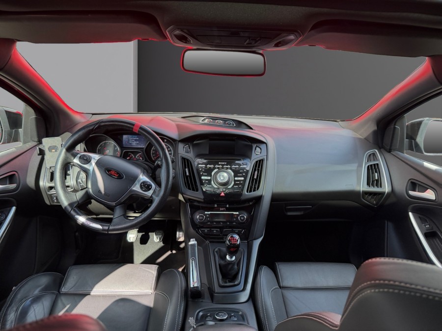 FORD d'occasion FOCUS III 2 250 ECOBOOST ST de 2014 Mérignac (33)﻿