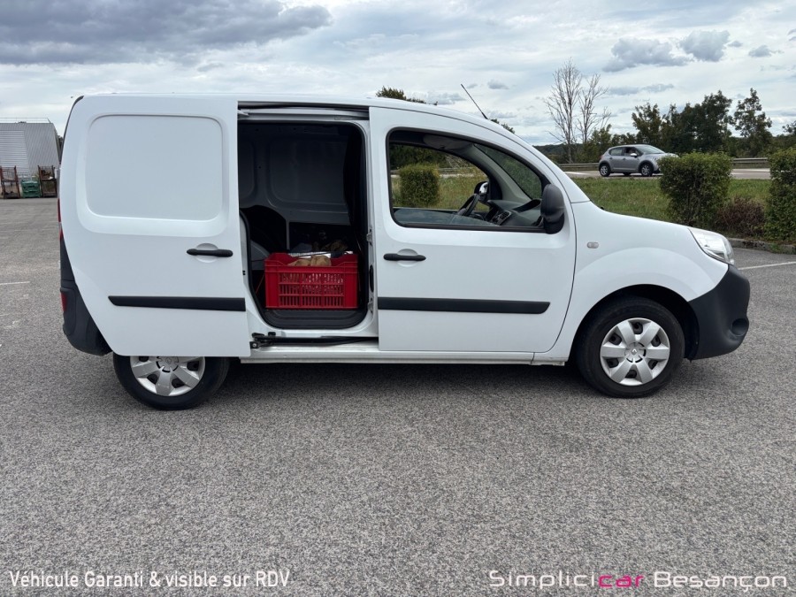 RENAULT d'occasion KANGOO 1.5 BLUE DCI 95 CONFORT de 2020 Besançon
