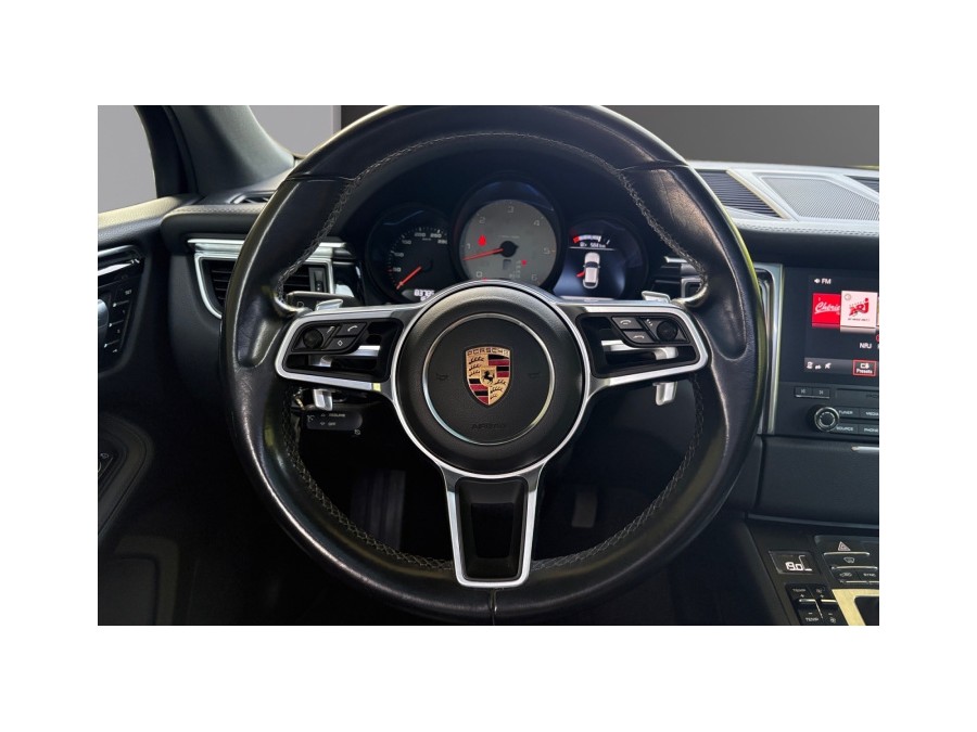 PORSCHE d'occasion MACAN 3.0 V6 258ch S Diesel PDK de 2016 Champigny