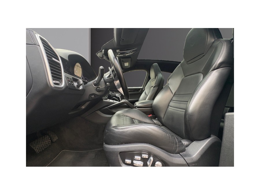 PORSCHE d'occasion CAYENNE 3.0 V6 462ch E-Hybrid de 2020 Champigny