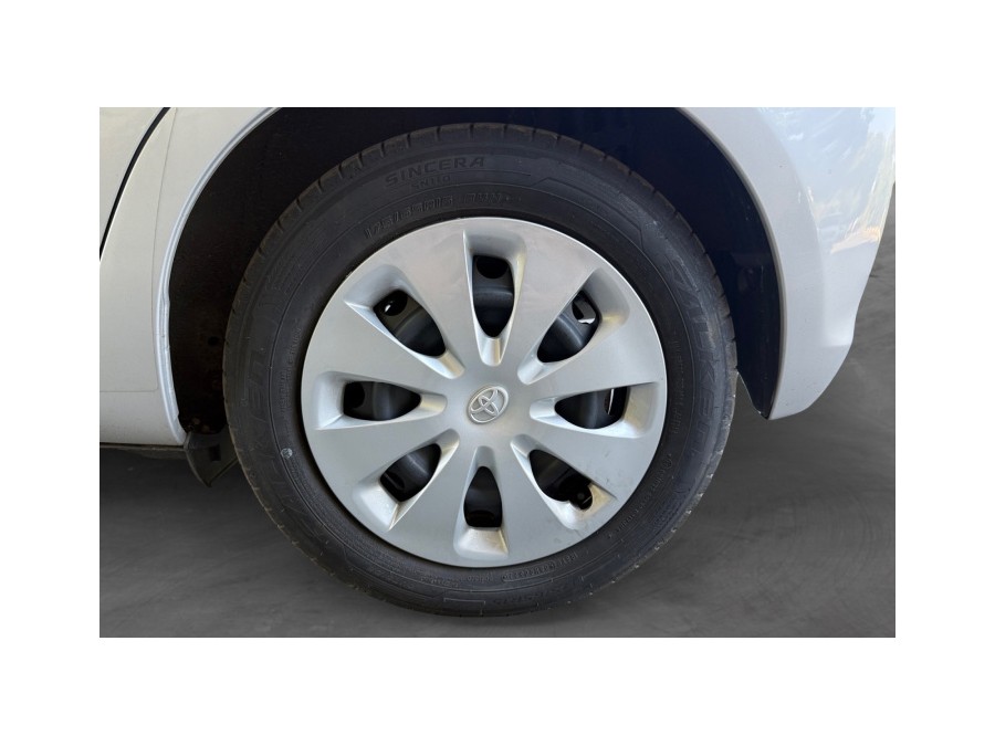 TOYOTA d'occasion YARIS 1.5 Hybrid de 2013 Champigny sur Marne (94)﻿