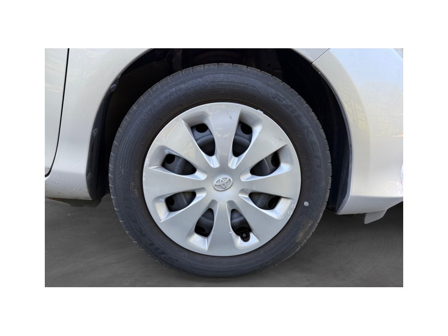 TOYOTA d'occasion YARIS 1.5 Hybrid de 2013 Champigny sur Marne (94)﻿