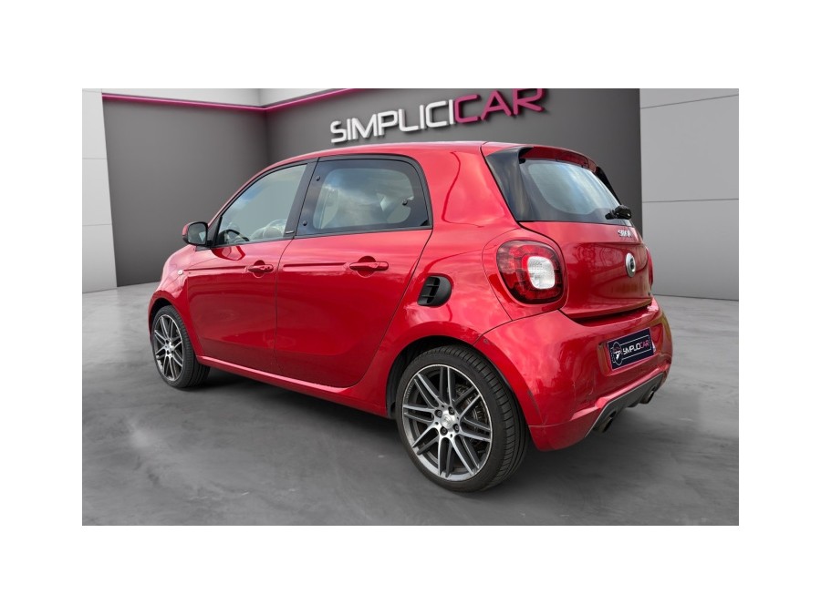 SMART d'occasion FORFOUR 109ch Brabus Xclusive twinamic de 2017