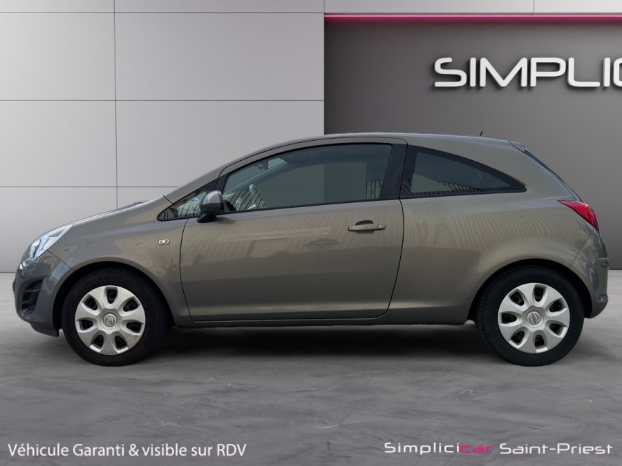OPEL d'occasion CORSA 1.2 Twinport Graphite 3p de 2013 Lyon St Priest