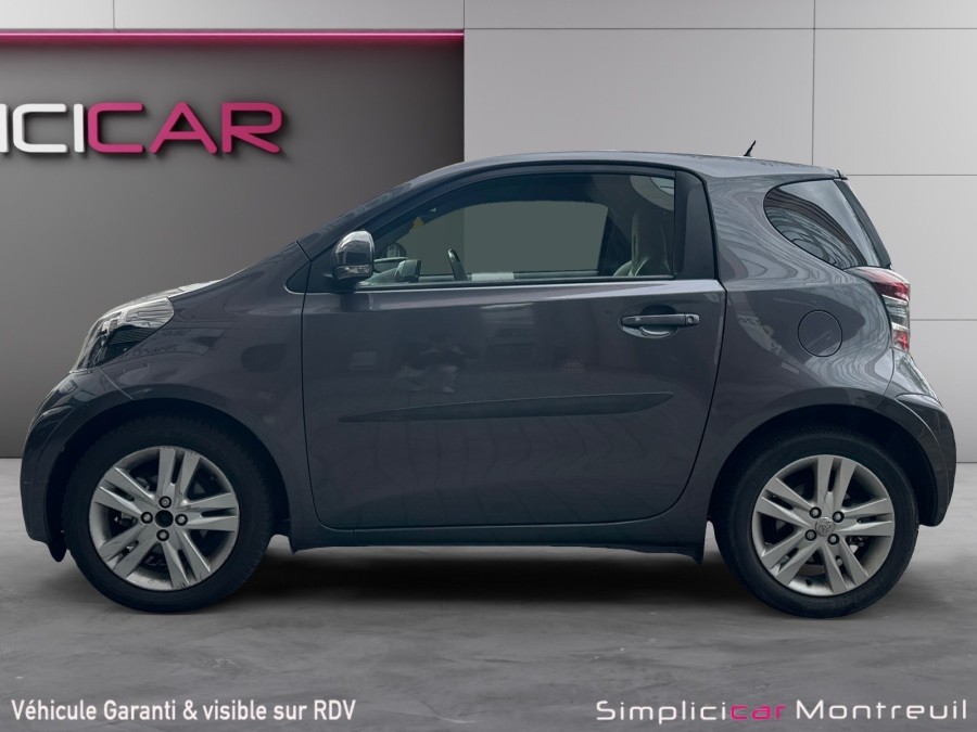 TOYOTA d'occasion IQ 1.3 100 VVTI MULTIDRIVE AUTO de 2014 Montreuil