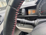 TOYOTA d'occasion IQ 1.3 100 VVTI MULTIDRIVE AUTO de 2014 Montreuil