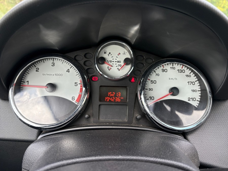 PEUGEOT d'occasion 207 SW 1.6 HDI 92 URBAN MOVE de 2013 Brest (29)﻿