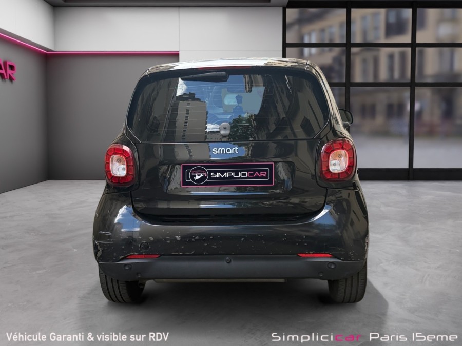 SMART d'occasion FORTWO PURE 52 KW COUPE AUTO de 2015 Paris 15 (75)﻿
