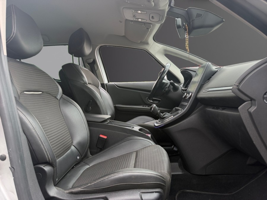 RENAULT d'occasion SCENIC 1.6 dCi 130ch Energy Intens de 2016 Méry