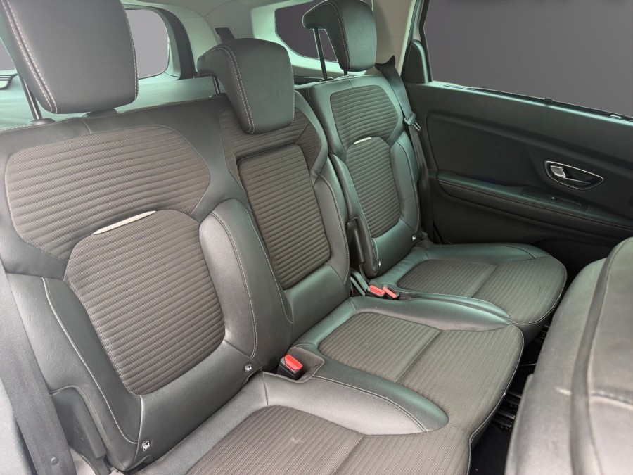 RENAULT d'occasion SCENIC 1.6 dCi 130ch Energy Intens de 2016 Méry