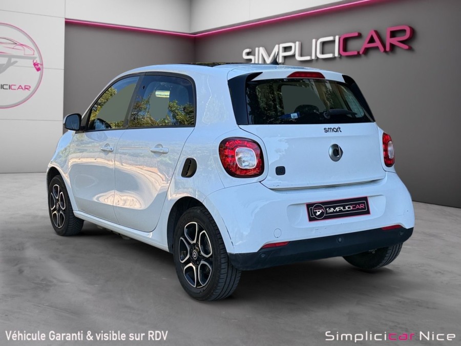 SMART d'occasion FORFOUR ELECTRIC PRIME 60 KW AUTO de 2019 Nice (06)﻿
