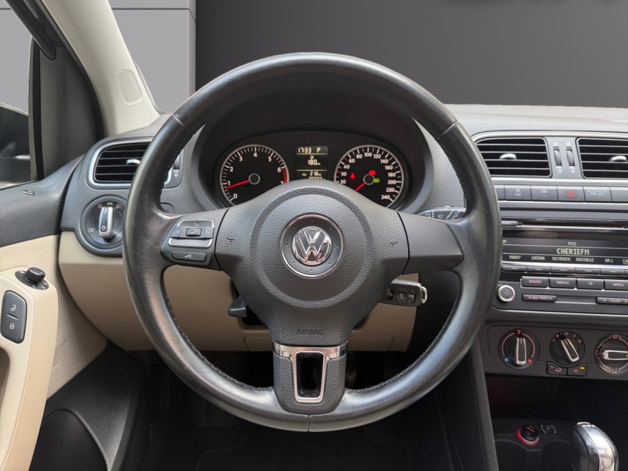 VOLKSWAGEN d'occasion POLO 1.4 85 STYLE DSG AUTO de 2011 Paris 15