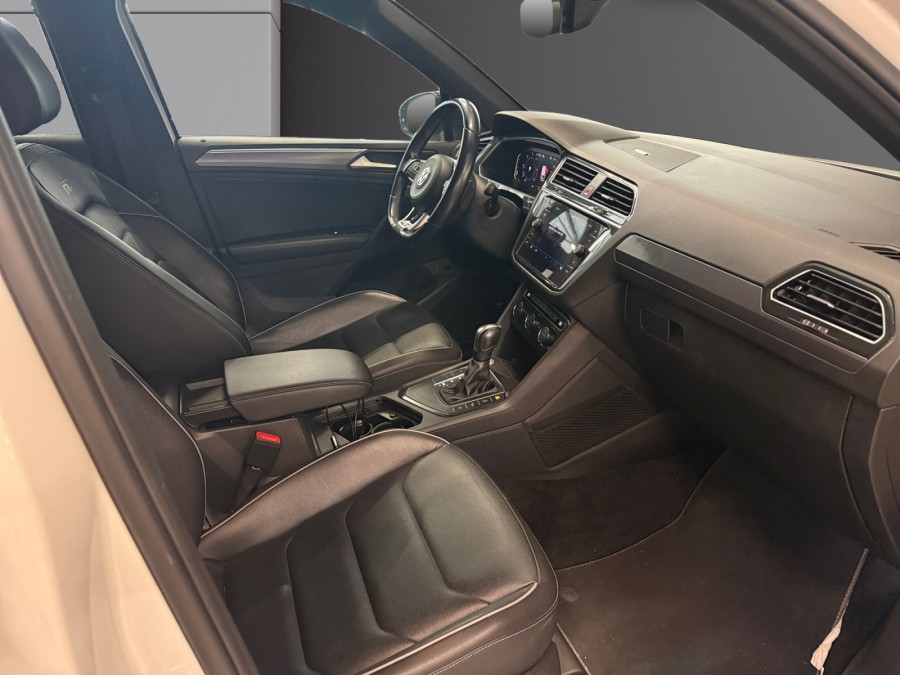 VOLKSWAGEN d'occasion TIGUAN II 2 TDI 150 R-LINE DSG7 de 2020