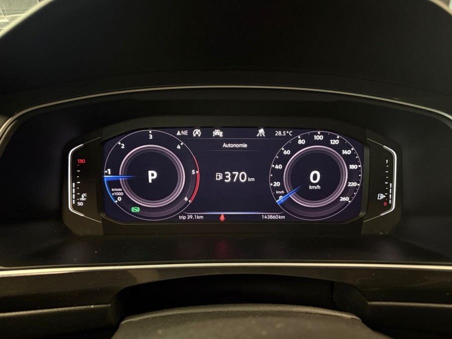 VOLKSWAGEN d'occasion TIGUAN II 2 TDI 150 R-LINE DSG7 de 2020