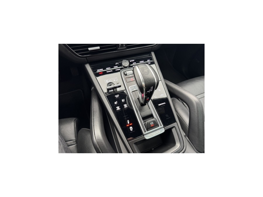 PORSCHE d'occasion CAYENNE 3.0 V6 462ch E-Hybrid de 2020 Troyes (10)﻿