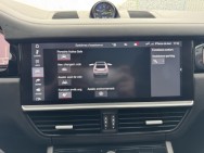 PORSCHE d'occasion CAYENNE 3.0 V6 462ch E-Hybrid de 2020 Troyes (10)﻿