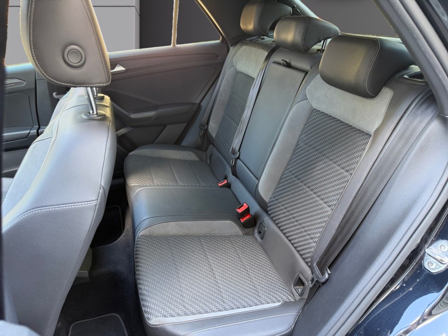 VOLKSWAGEN d'occasion T-ROC 2 TDI 150 IQ DRIVE DSG AUTO de 2019 Nîmes
