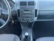 VOLKSWAGEN d'occasion POLO 1.2 12V 65 TREND de 2004 Salon de Provence
