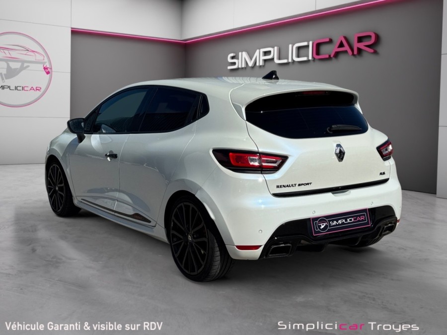 RENAULT d'occasion CLIO IV 1.6 TCE 220 RENAULT SPORT RS TROPHY EDC