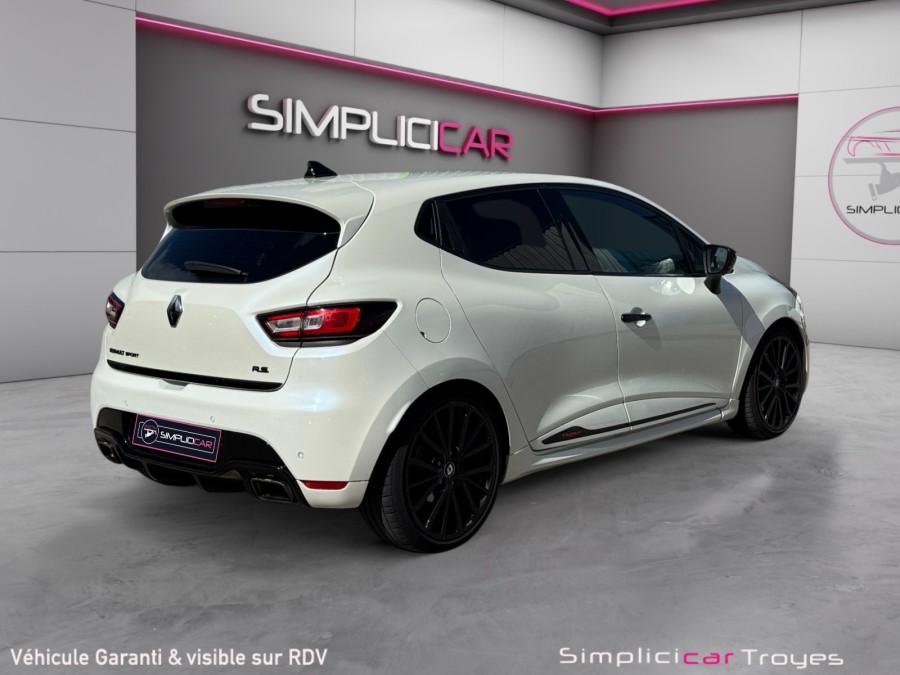 RENAULT d'occasion CLIO IV 1.6 TCE 220 RENAULT SPORT RS TROPHY EDC
