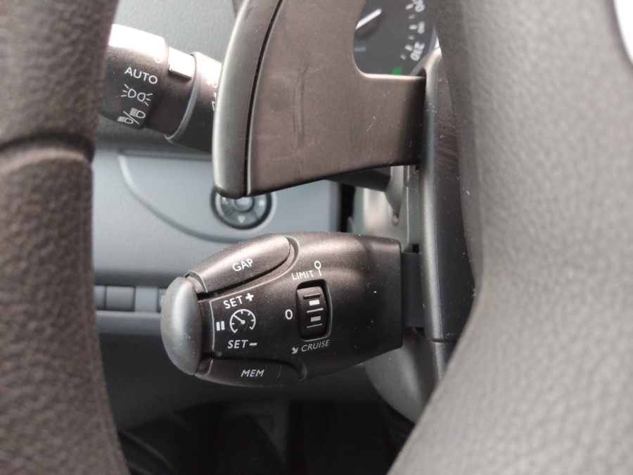 PEUGEOT d'occasion EXPERT COMPACT 2.0 BLUE HDI 180 PREMIUM PACK EAT
